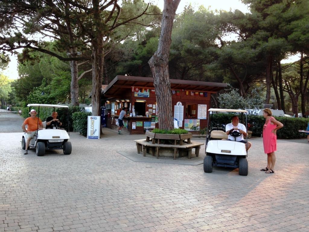 Le Esperidi Camping Ecoresort Marina Di Bibbona Exteriér fotografie
