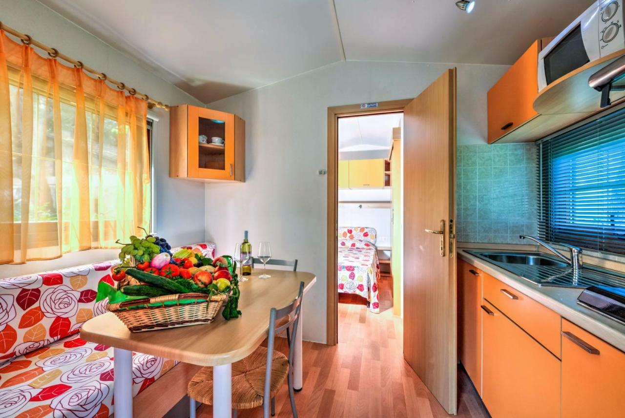 Le Esperidi Camping Ecoresort Marina Di Bibbona Exteriér fotografie